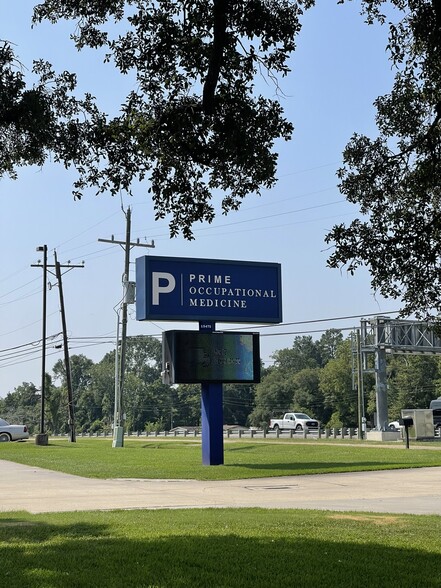 15475 Airline Hwy, Baton Rouge, LA en alquiler - Foto del edificio - Imagen 3 de 33