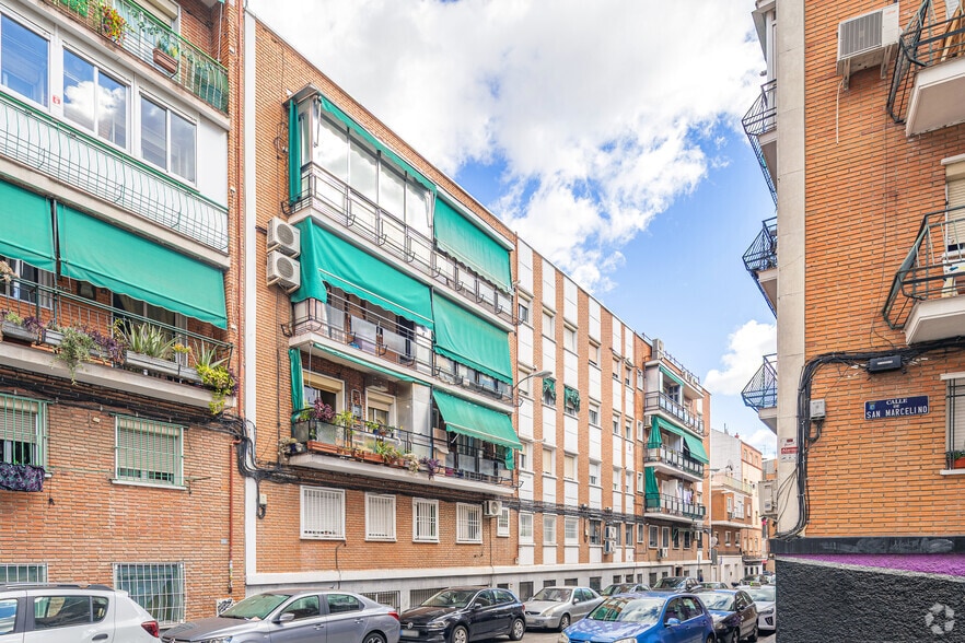 Calle de Carlos Domingo, 6, Madrid, Madrid en venta - Foto del edificio - Imagen 2 de 4