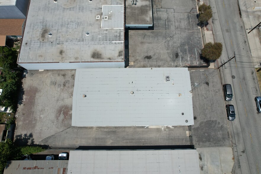 2125 N Seaman Ave, South El Monte, CA en alquiler - Foto del edificio - Imagen 3 de 6