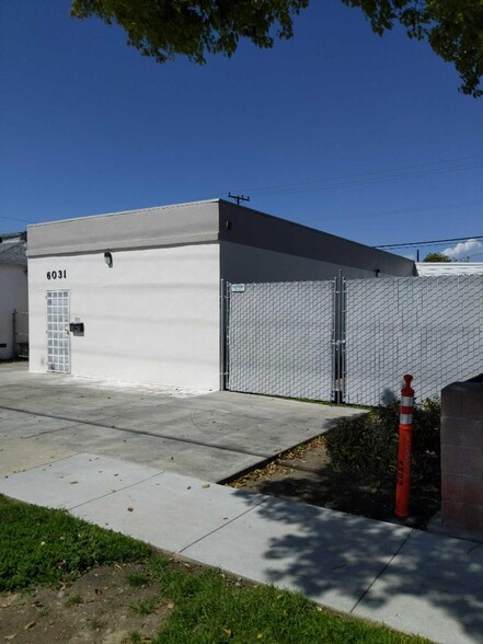 6031 Clara St, Bell Gardens, CA en alquiler - Foto del edificio - Imagen 1 de 9