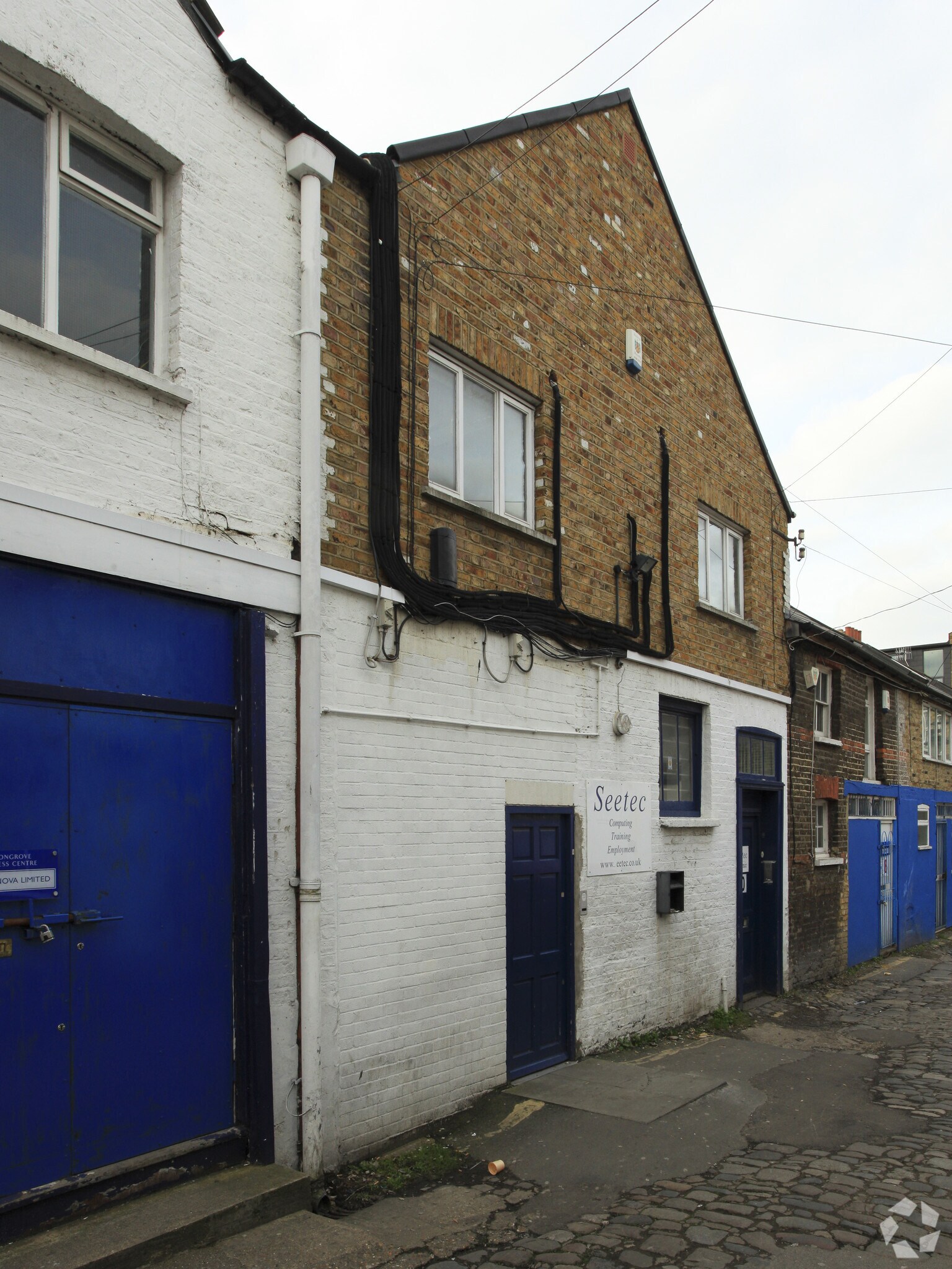 8-9 Hatherley Mews, London en alquiler Foto principal- Imagen 1 de 5