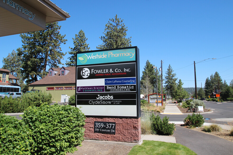 377 SW Century Dr, Bend, OR en alquiler - Foto del edificio - Imagen 2 de 7