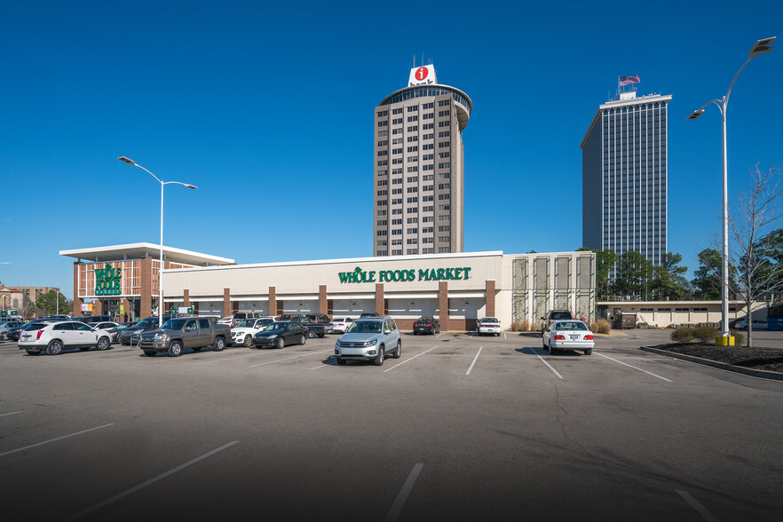 5050 Poplar Ave, Memphis, TN en alquiler - Foto del edificio - Imagen 2 de 7