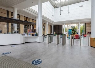 Whitehill Way, Swindon en alquiler Foto del interior- Imagen 2 de 12