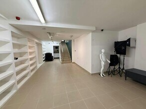 9-15 Umberston St, London en alquiler Foto del interior- Imagen 2 de 3