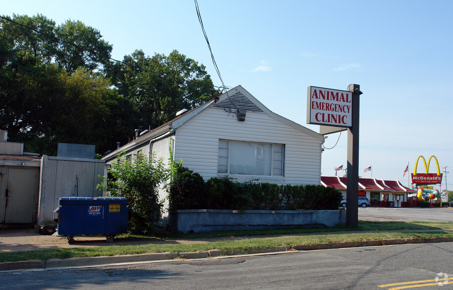 1210 Snowden St, Fredericksburg, VA en alquiler - Foto del edificio - Imagen 2 de 4