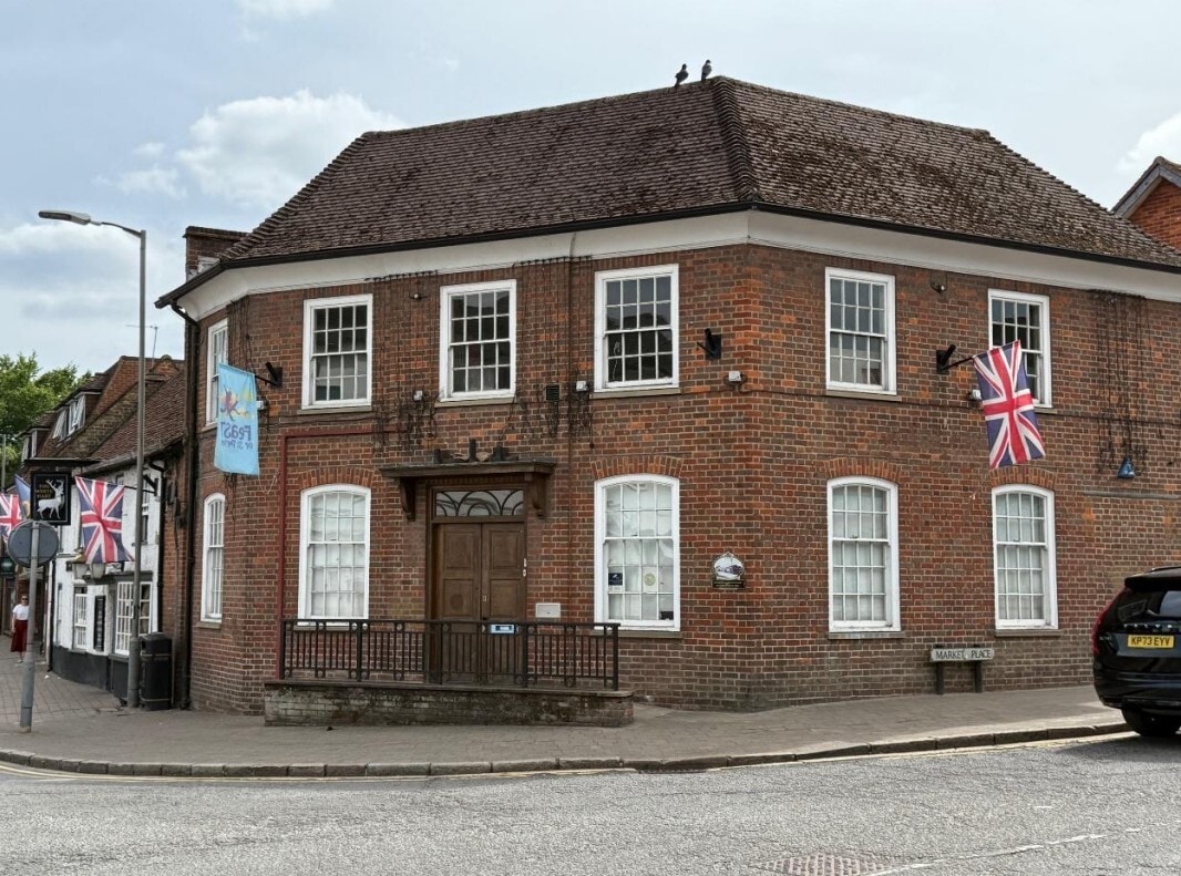 32 High St, Gerrards Cross en alquiler Foto del edificio- Imagen 1 de 3