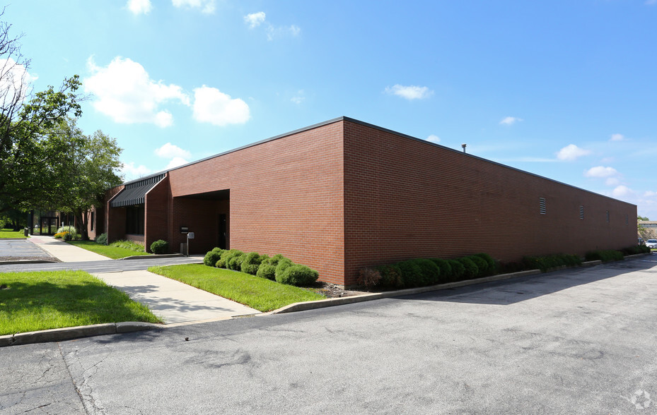 7230 N Caldwell Ave, Niles, IL en alquiler - Foto del edificio - Imagen 2 de 18