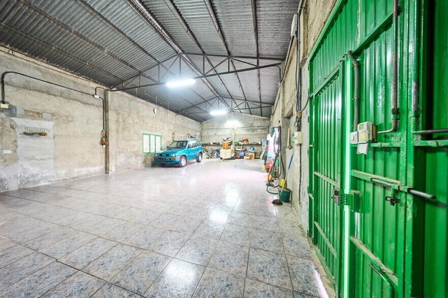 Nave en Pinos Puente, Granada en venta - Foto del interior - Imagen 2 de 13