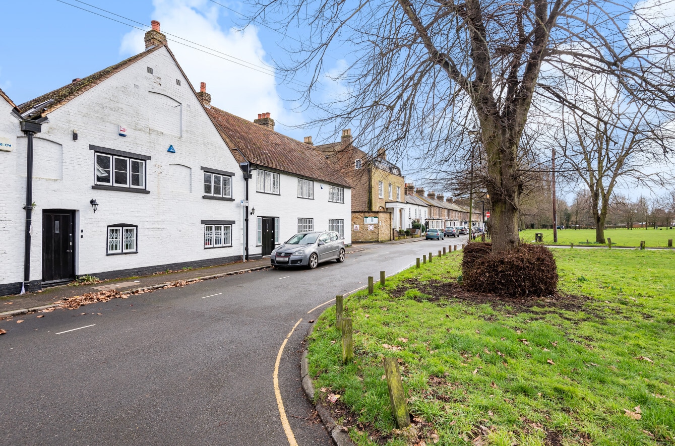 The Green, West Drayton, MDS UB7 7PN - Unidad 2 - - Foto del interior - Image 1 of 7