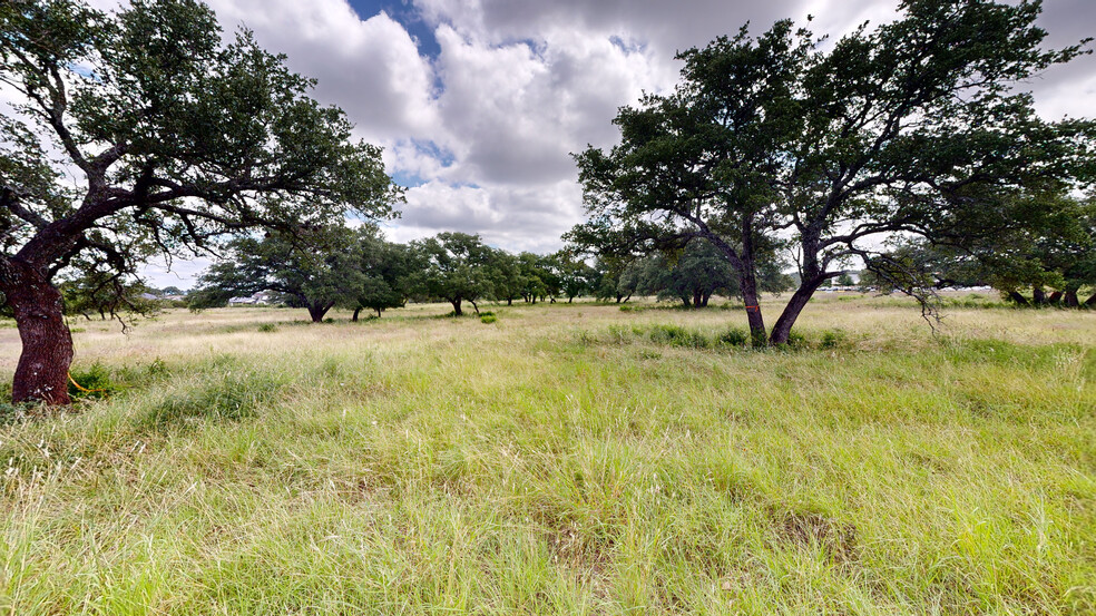 200 Summit Rock Blvd, Horseshoe Bay, TX en venta - Matterport 3D Scan - Imagen 3 de 26