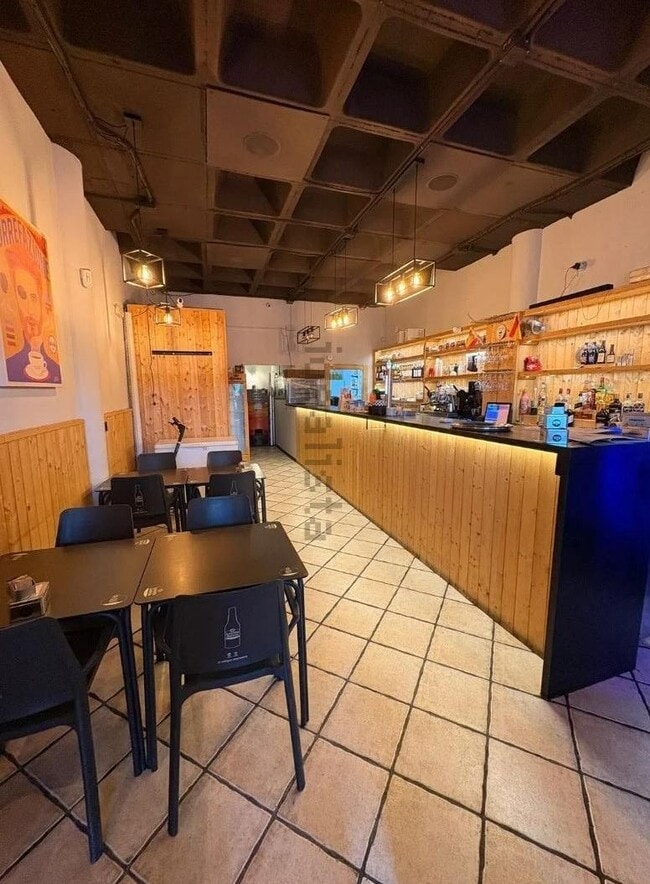Más detalles de Local en alquiler