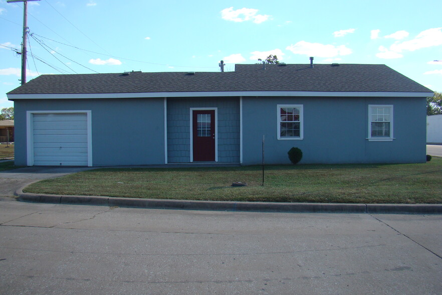 920 N Osage Ave, Dewey, OK en venta - Foto del edificio - Imagen 3 de 22