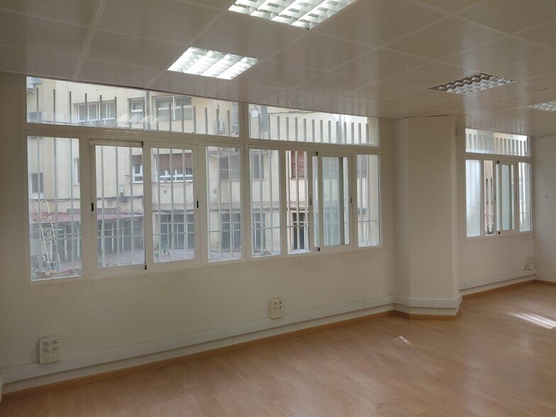 Edificio residencial en Madrid, Madrid en venta - Foto del interior - Imagen 1 de 1