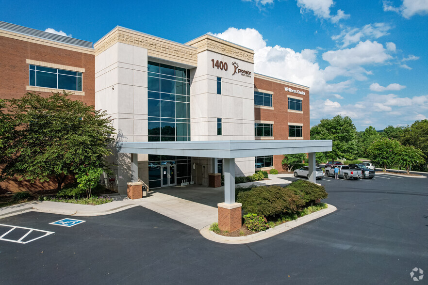 1400 Dowell Springs Blvd, Knoxville, TN en alquiler - Foto del edificio - Imagen 3 de 5