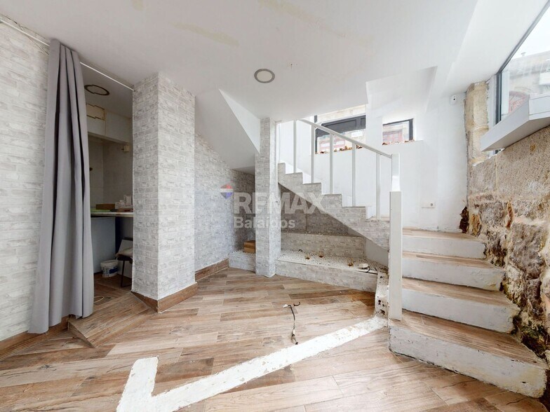 Local en Vigo, Pontevedra en venta - Foto del interior - Imagen 2 de 42