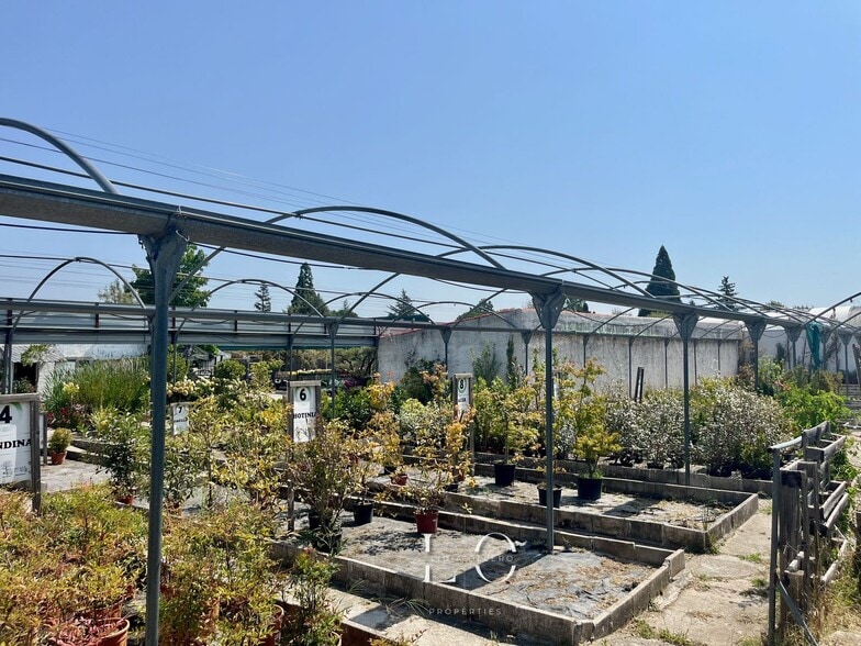 Local en El Boalo, Madrid en venta - Foto del edificio - Imagen 2 de 15