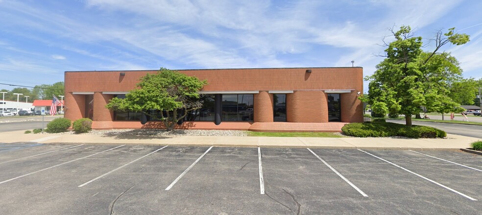 411 W Lincoln Hwy, New Haven, IN en venta - Foto del edificio - Imagen 1 de 1