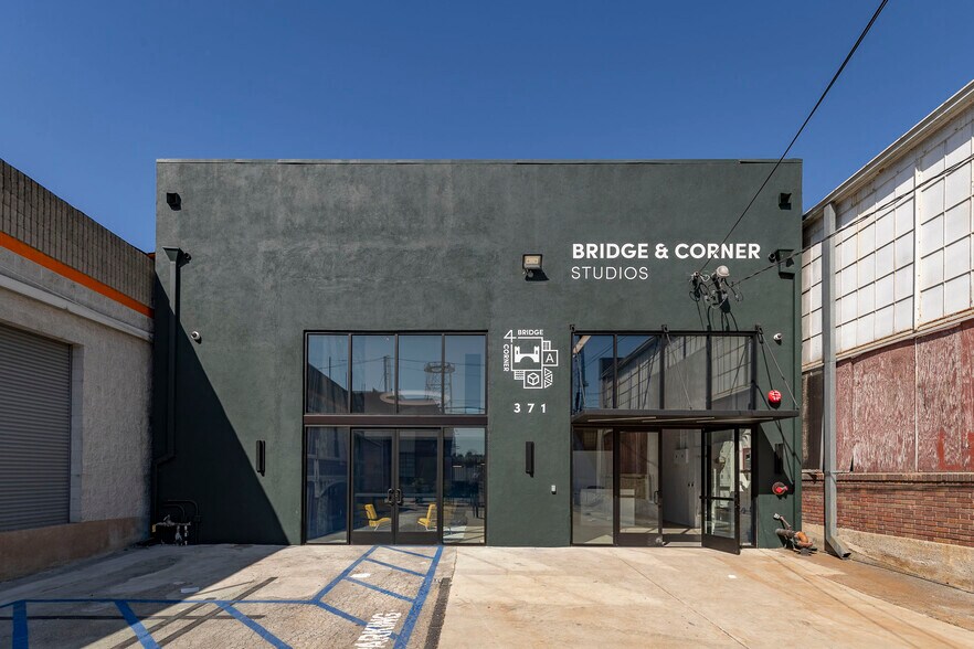 371 S Anderson St, Los Angeles, CA en alquiler - Foto del edificio - Imagen 2 de 20