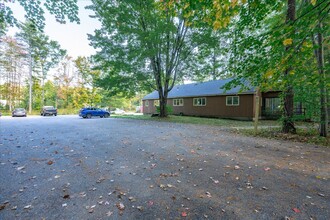 2 Stonebreak Rd, Ballston Spa, NY en alquiler Foto del edificio- Imagen 2 de 18