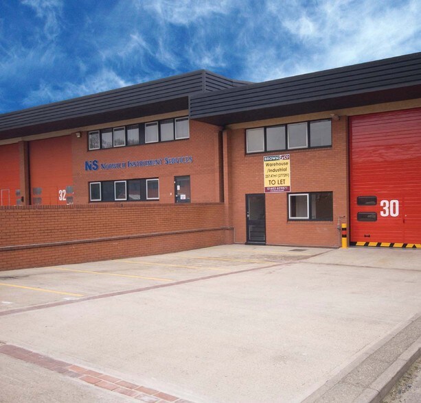 Hellesdon Park Rd, Norwich en alquiler - Foto del edificio - Imagen 3 de 4