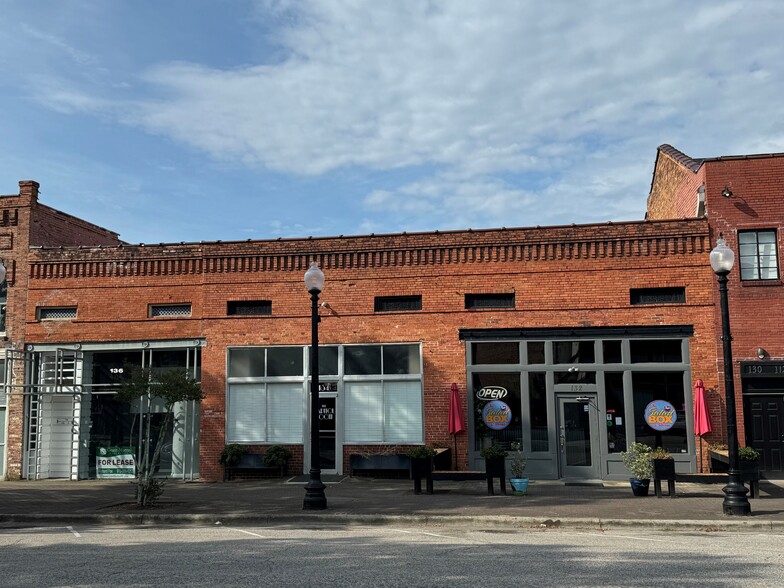 136 Person St, Fayetteville, NC en alquiler - Foto del edificio - Imagen 1 de 9