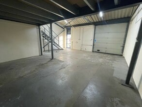 861-874 Plymouth Rd, Slough en alquiler Foto del interior- Imagen 2 de 3