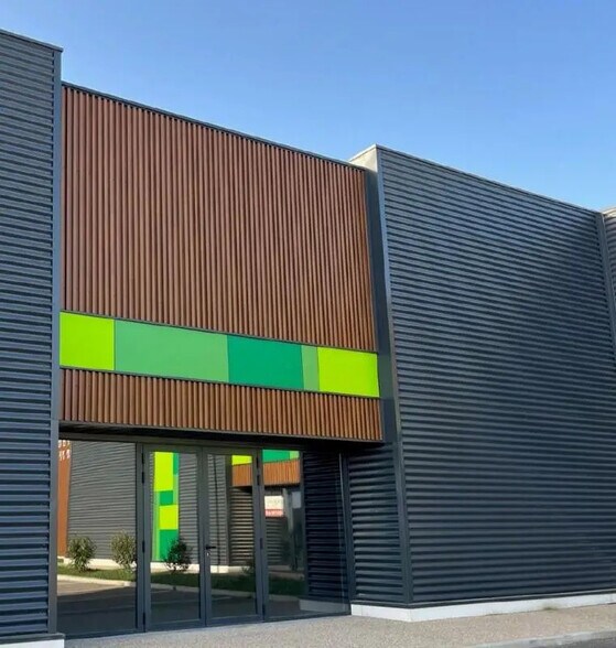 2125 Route De Villefranche, Anse en alquiler - Foto del edificio - Imagen 2 de 2