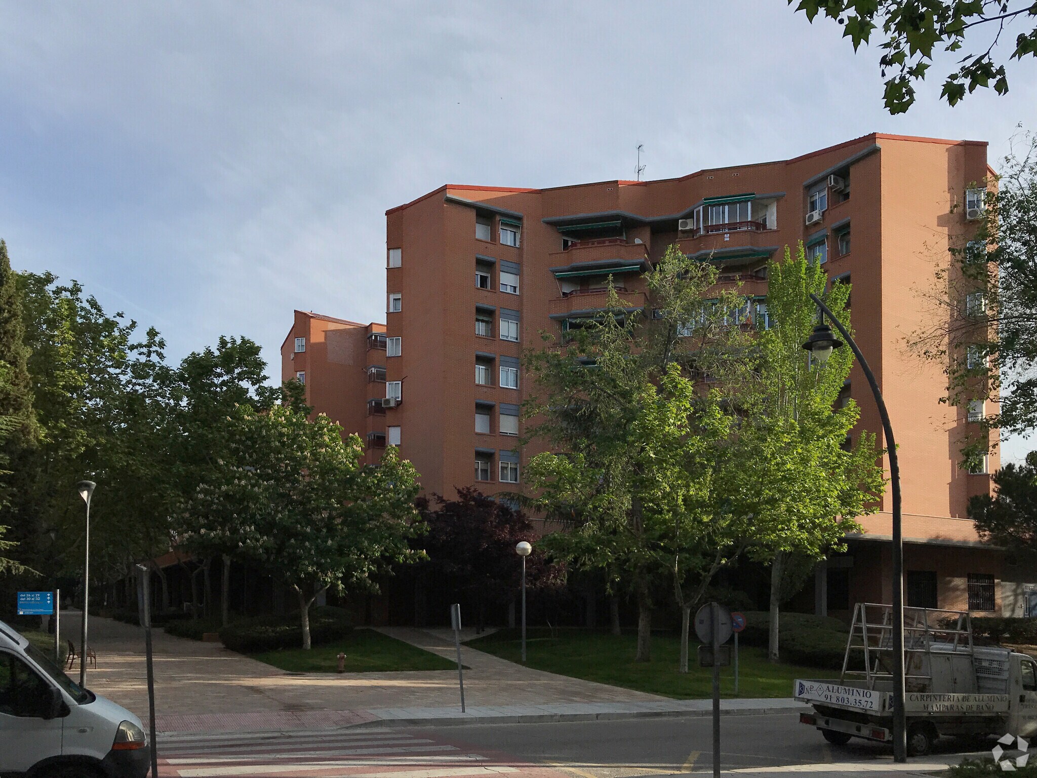 Sector Oficios, 29, Tres Cantos, Madrid en venta Foto principal- Imagen 1 de 44