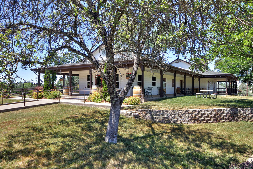 3040 Ponderosa Rd, Shingle Springs, CA en venta - Foto del edificio - Imagen 2 de 57