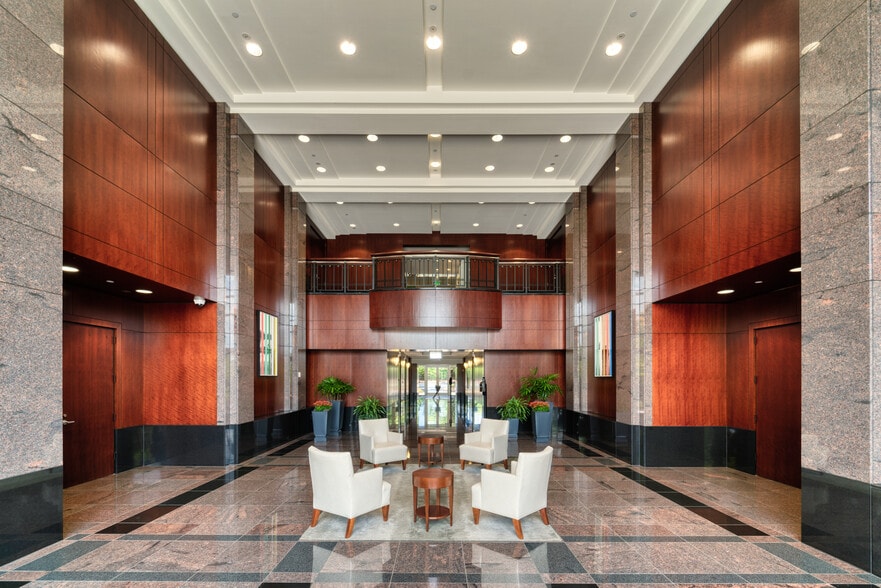 3095 Satellite Blvd, Duluth, GA en alquiler - Lobby - Imagen 3 de 7