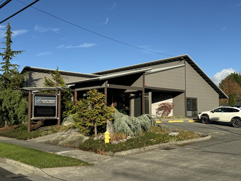 130 S 15th St, Mount Vernon, WA en alquiler - Foto del edificio - Imagen 1 de 19