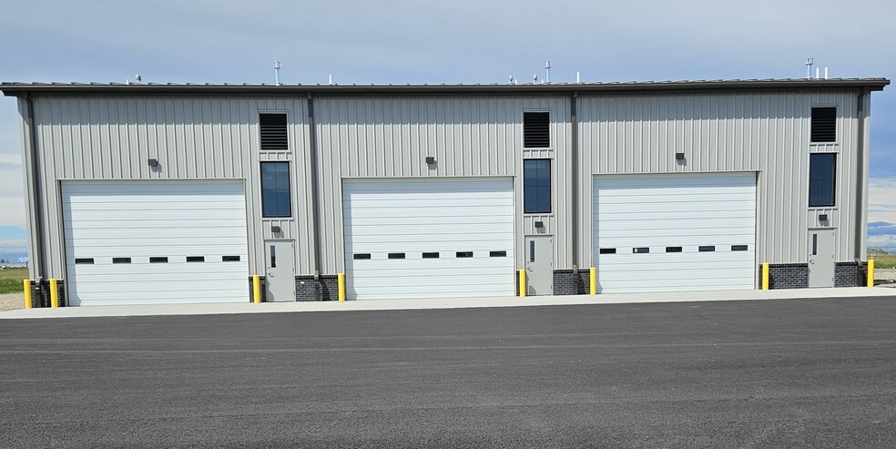 Great Falls International Airport, Great Falls, MT en alquiler - Foto del edificio - Imagen 2 de 13