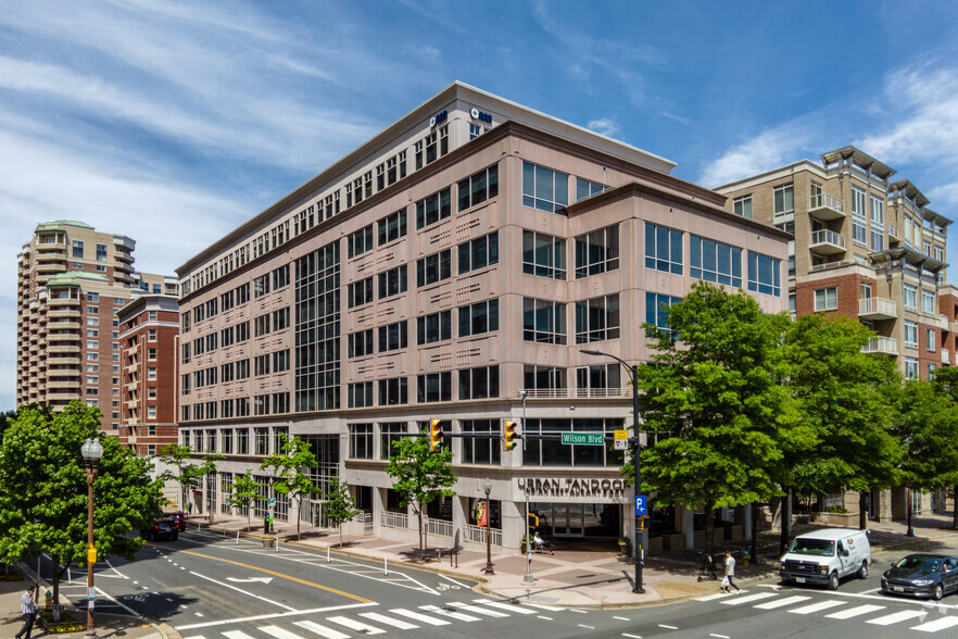 801 N Quincy St, Arlington, VA en alquiler - Foto del edificio - Imagen 1 de 6