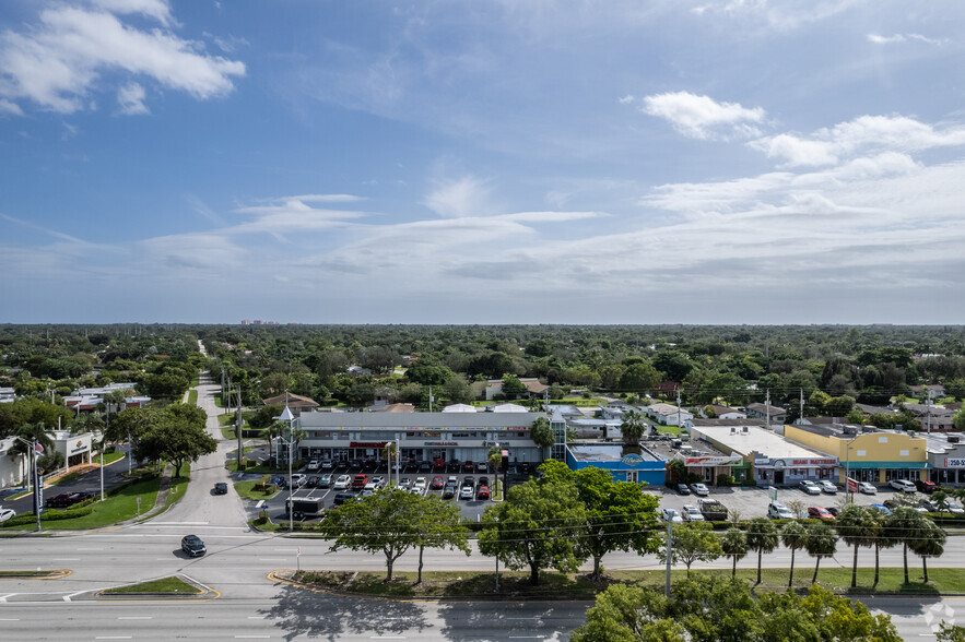 14101-14115 S Dixie Hwy, Palmetto Bay, FL en alquiler - Foto del edificio - Imagen 3 de 6