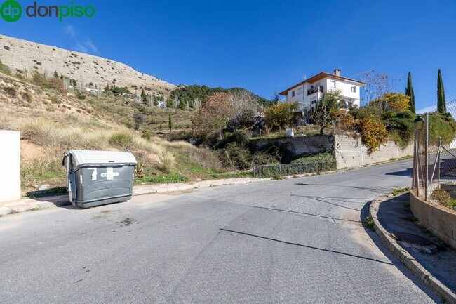 Más detalles de Avenida Príncipe Felipe, 2, Alfacar - Terreno en venta