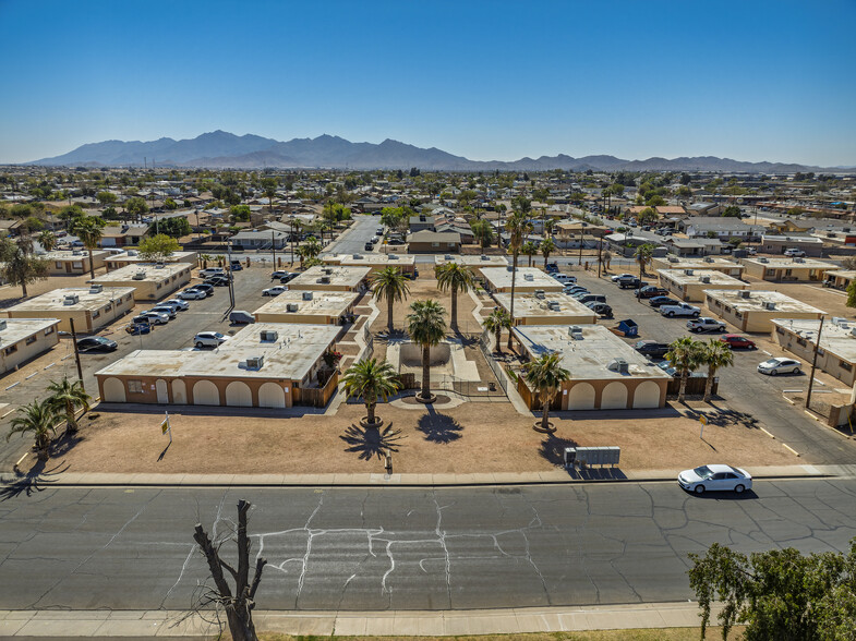 109 E Brinker Dr, Avondale, AZ en venta - Foto del edificio - Imagen 3 de 19