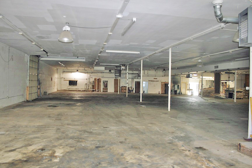 180 N Saginaw St, Pontiac, MI en alquiler - Foto del interior - Imagen 2 de 9