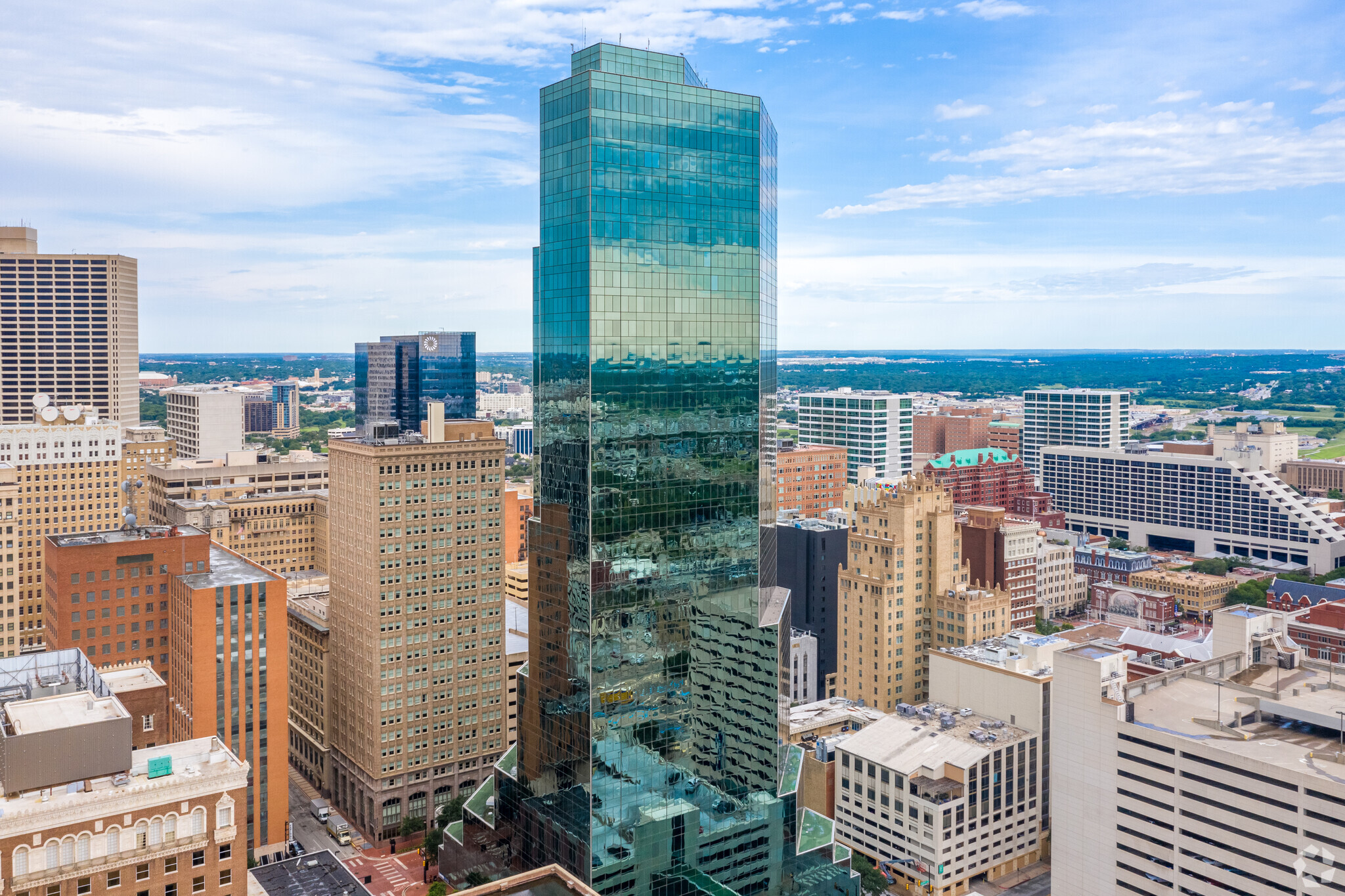 777 Main St, Fort Worth, TX en alquiler Foto del edificio- Imagen 1 de 6