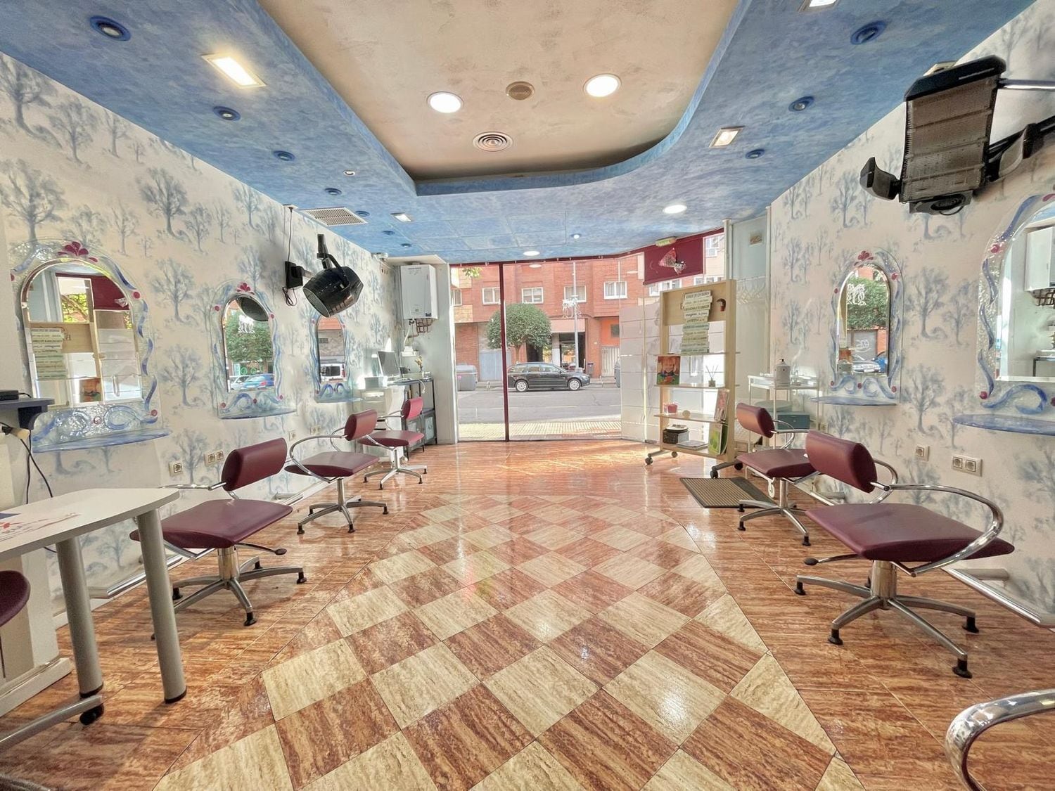 Local en Gijón, Asturias en alquiler Foto del edificio- Imagen 1 de 20