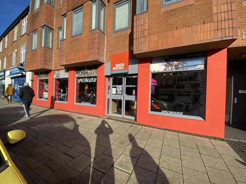 117-129 Victoria St, St Albans en alquiler - Foto del edificio - Imagen 2 de 2