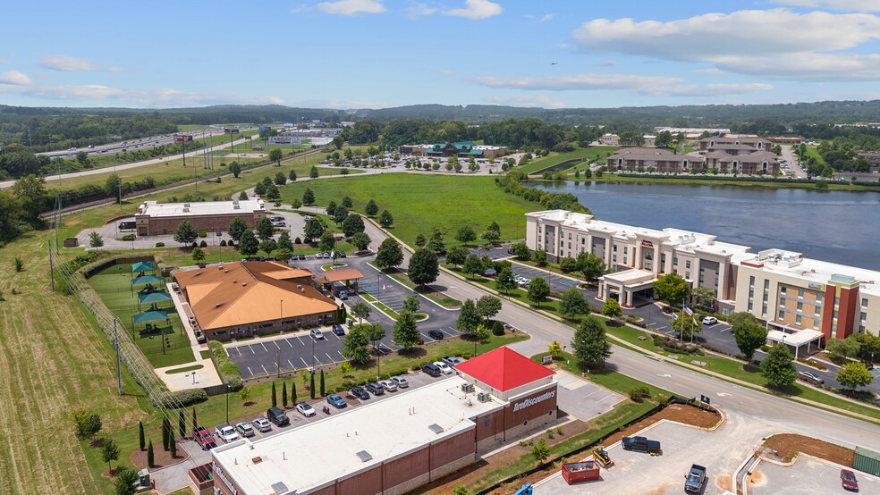 Cabela Drive, Huntsville, AL en venta - Foto del edificio - Imagen 3 de 7