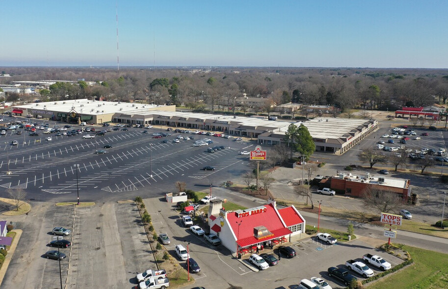 6152-6192 Macon Rd, Memphis, TN en alquiler - Foto del edificio - Imagen 2 de 4