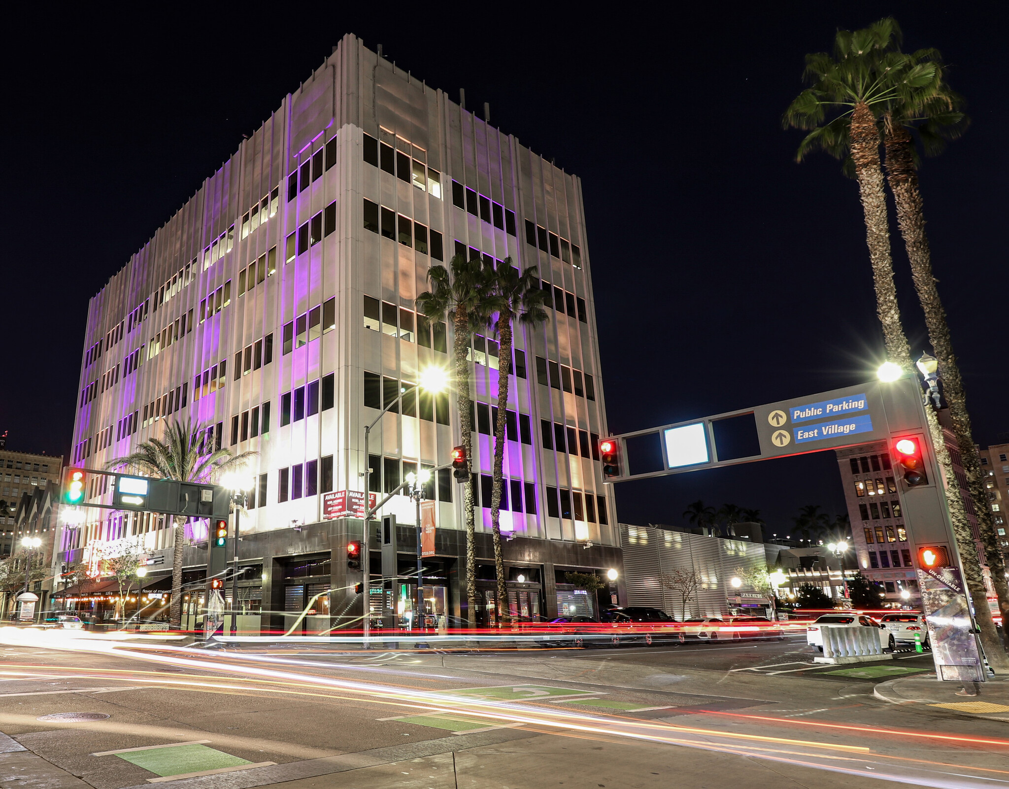 200 Pine Ave, Long Beach, CA en alquiler Foto del edificio- Imagen 1 de 11