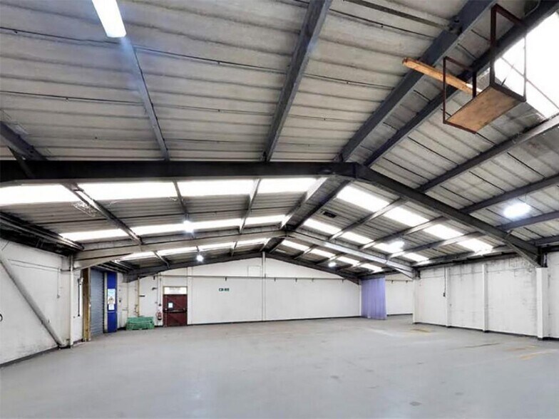 54 Nasmyth Rd, Glenrothes en alquiler - Foto del edificio - Imagen 2 de 10