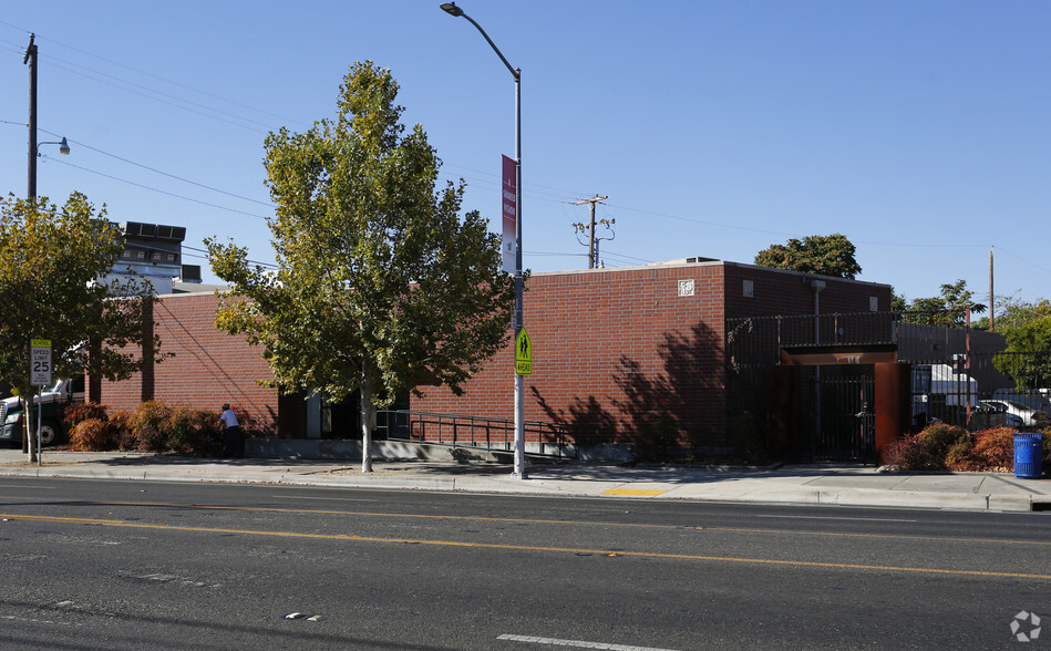 3200 Stockton Blvd, Sacramento, CA en venta - Foto principal - Imagen 1 de 5