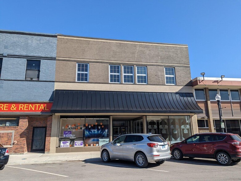 605 Commercial St, Atchison, KS en alquiler - Foto principal - Imagen 1 de 2