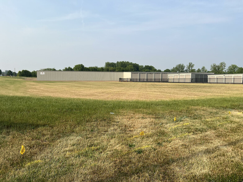 Commerce Center Blvd, Fairborn, OH en alquiler - Foto del edificio - Imagen 2 de 4