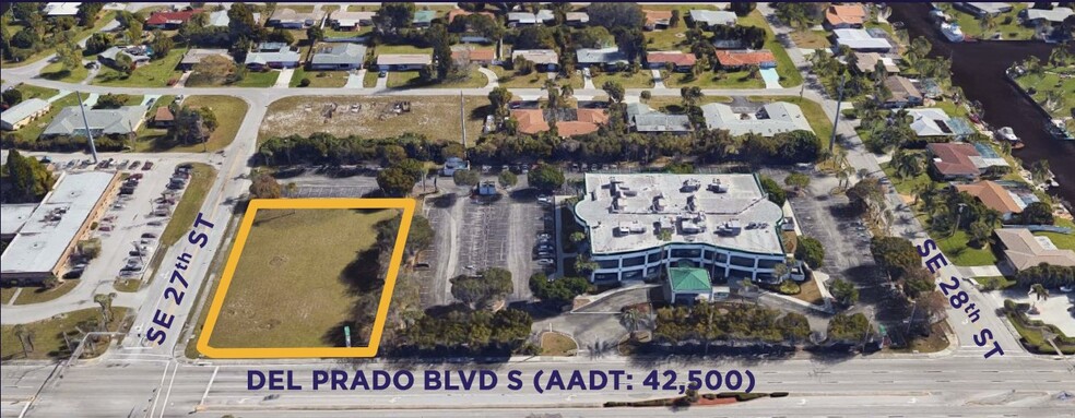 2675 S Del Prado Blvd, Cape Coral, FL en venta - Foto principal - Imagen 1 de 2