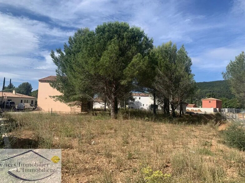 Terreno en Cuers en venta - Foto del edificio - Imagen 1 de 3